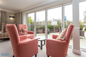 Communal Lounge- click for photo gallery